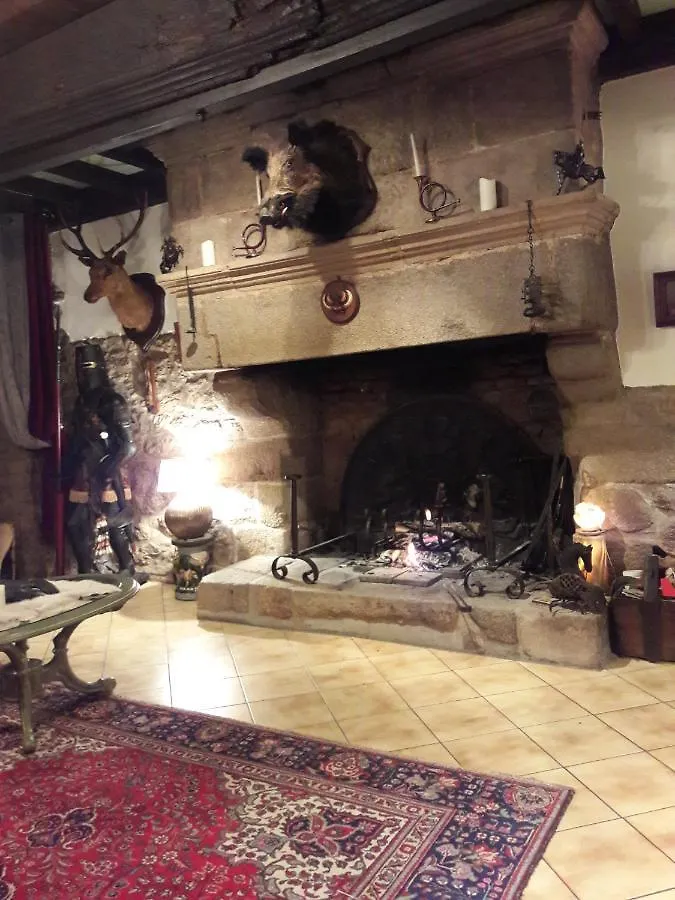 Merdrignac Manoir De La Peignie Bed & Breakfast 0*,  フランス