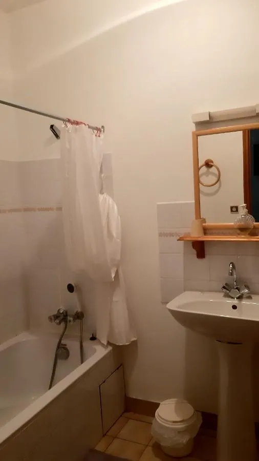 Manoir De La Peignie Bed & Breakfast Merdrignac